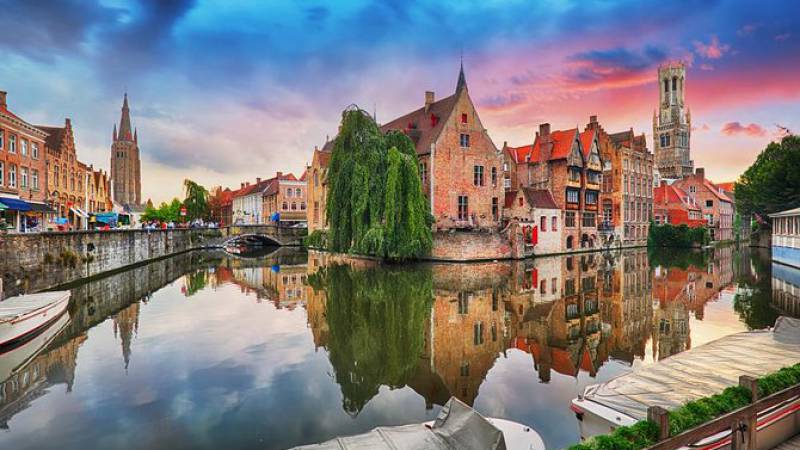  romantic travel destinations top anniversary place in europe Bruges